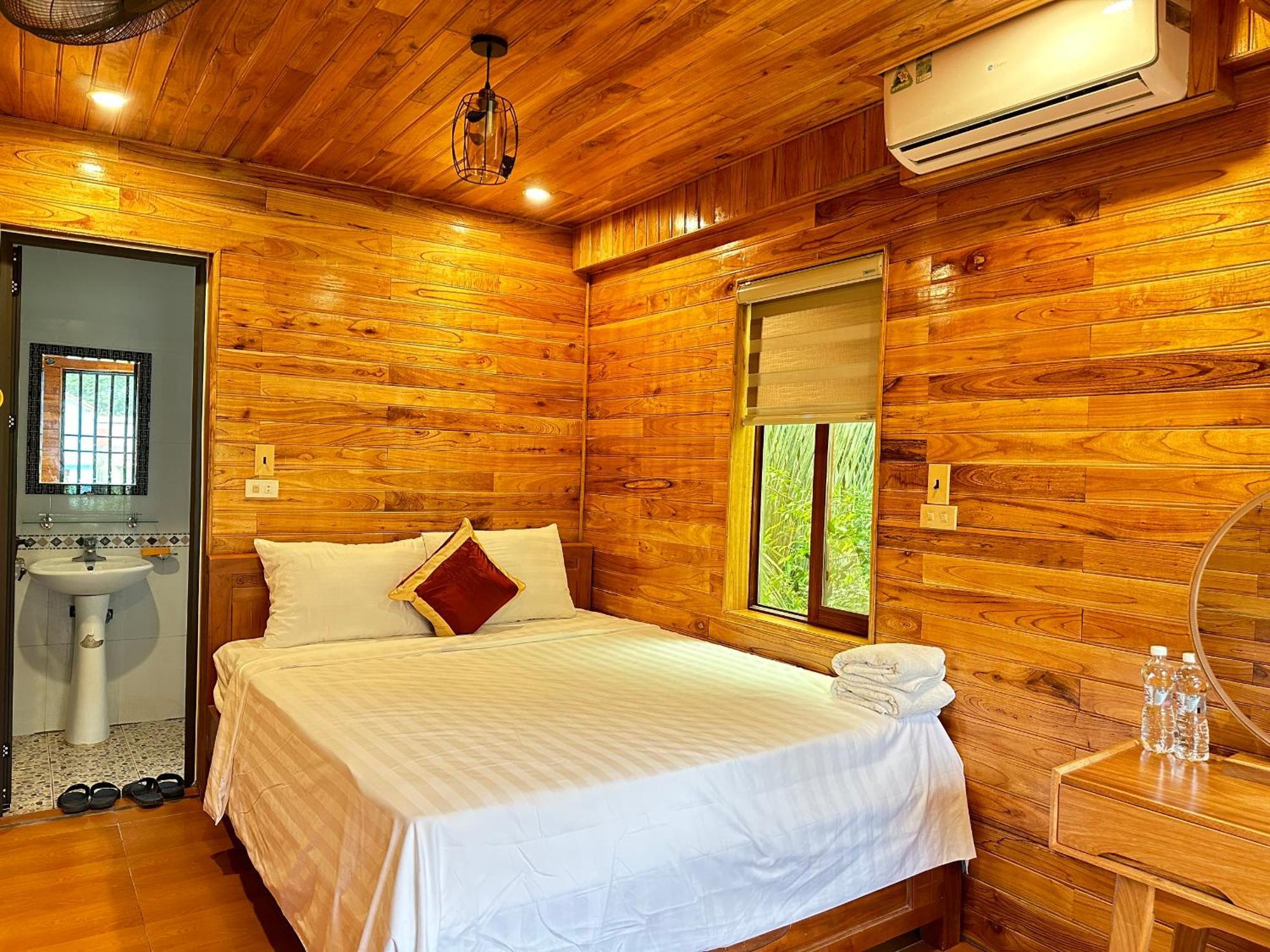 Cao Thach Homestay Νιν Μπιν Εξωτερικό φωτογραφία